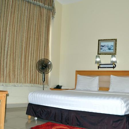 Civitas Hotel Kigali Exterior photo