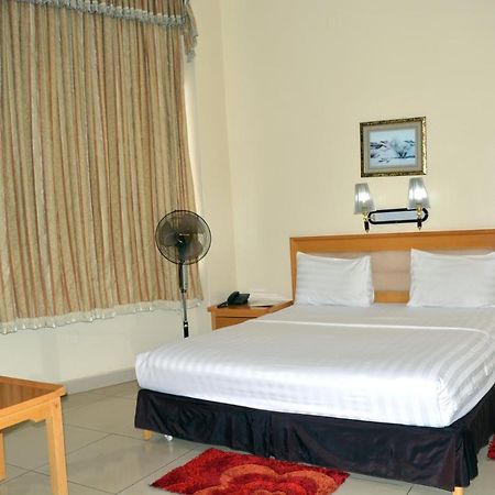 Civitas Hotel Kigali Exterior photo