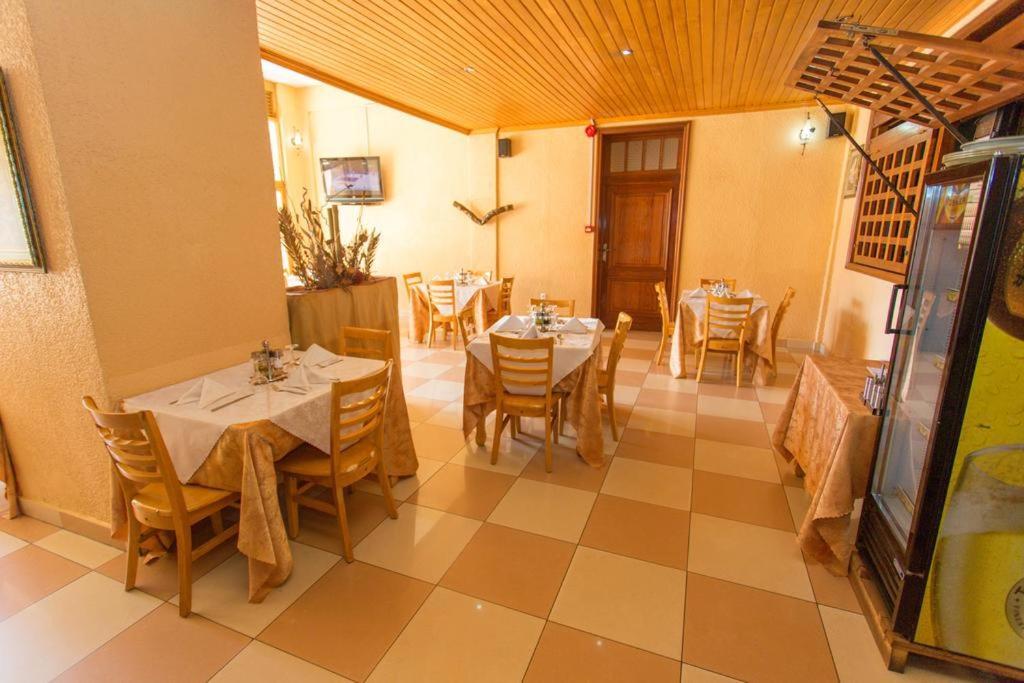 Civitas Hotel Kigali Exterior photo