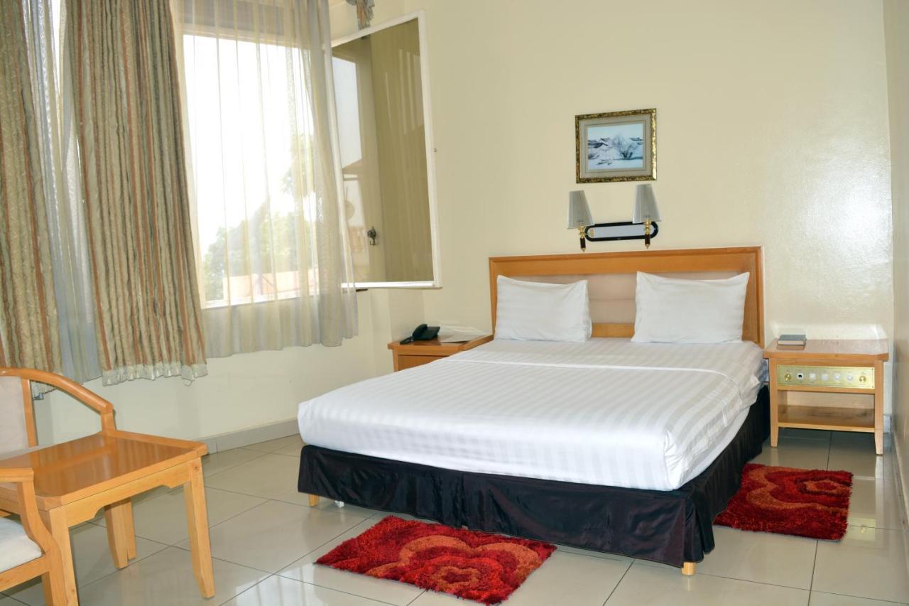 Civitas Hotel Kigali Exterior photo