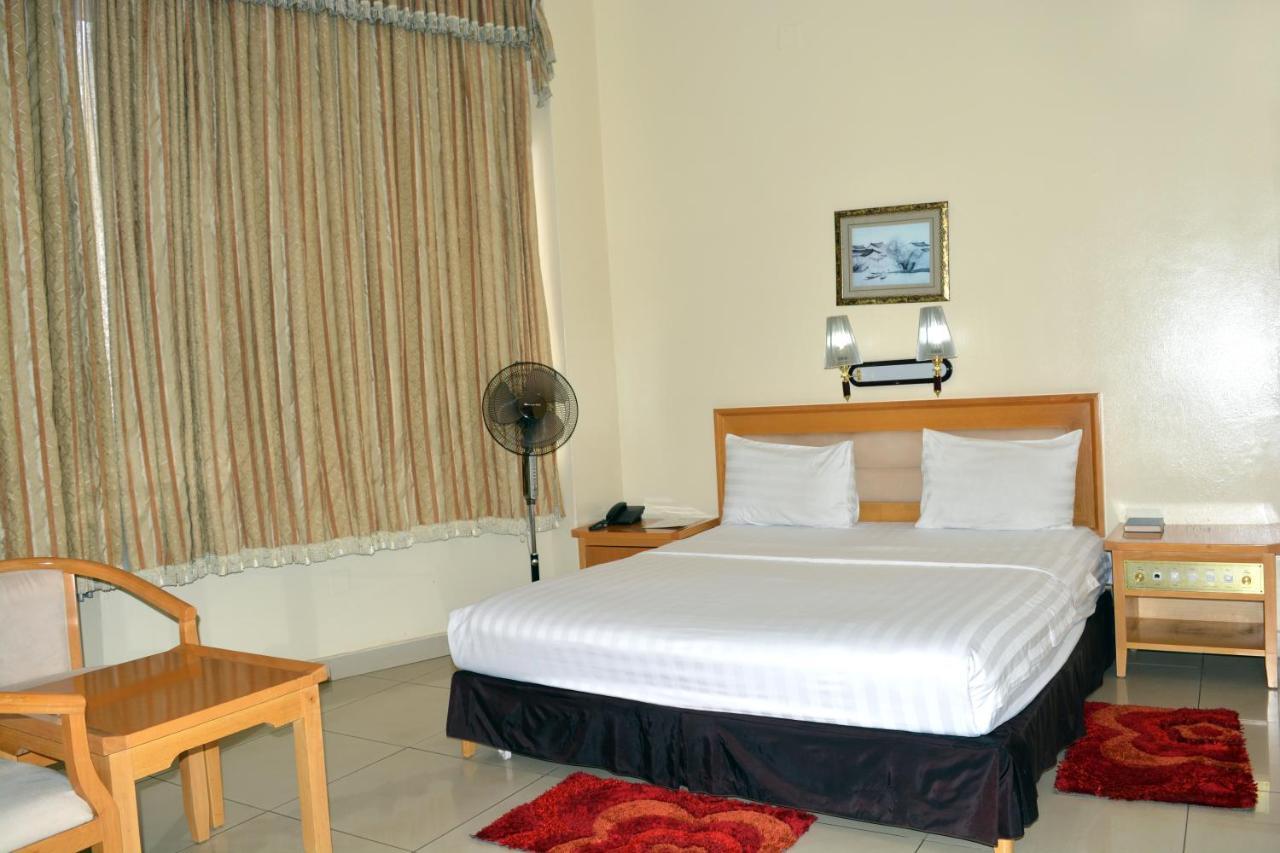 Civitas Hotel Kigali Exterior photo