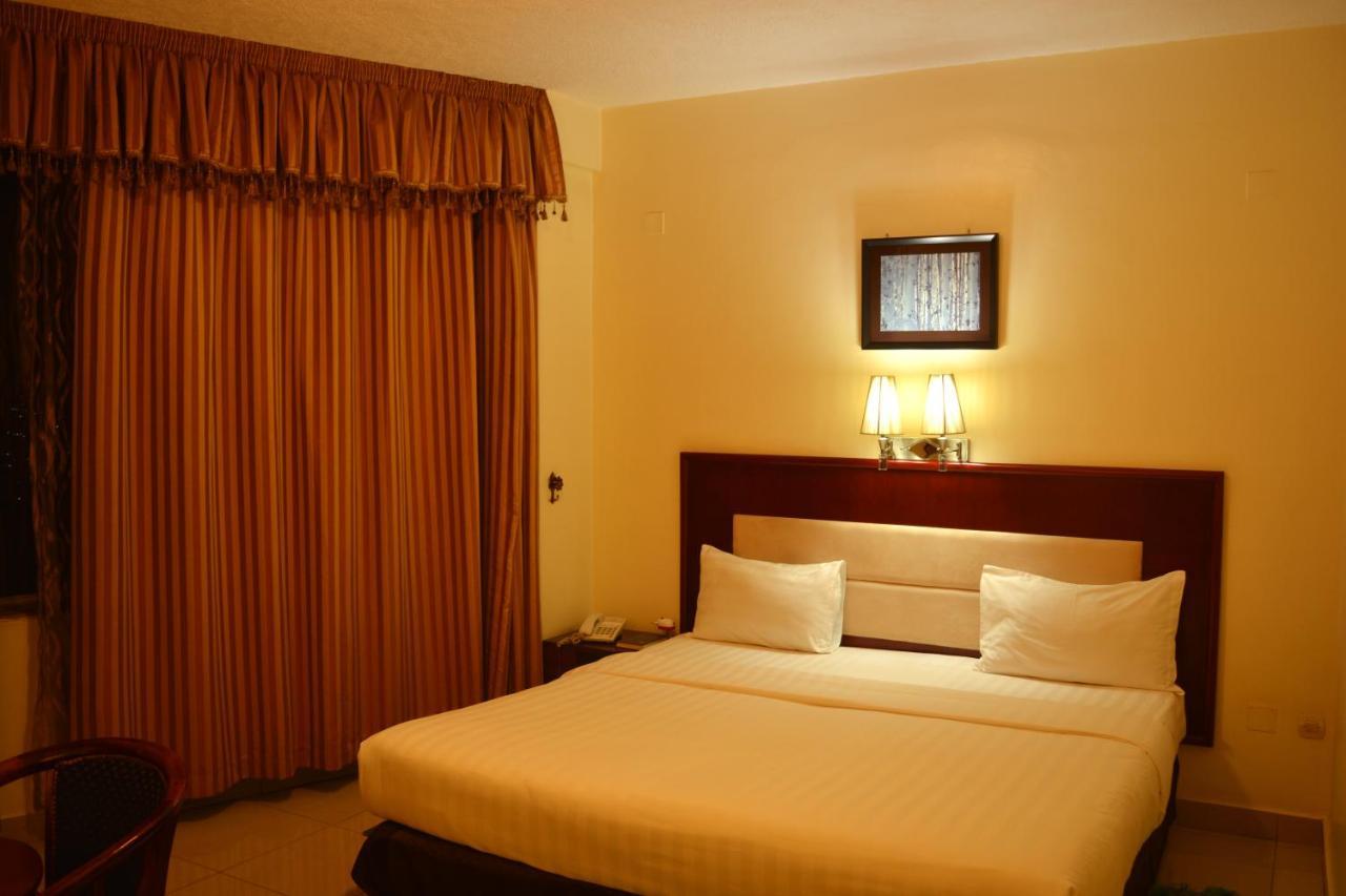 Civitas Hotel Kigali Exterior photo